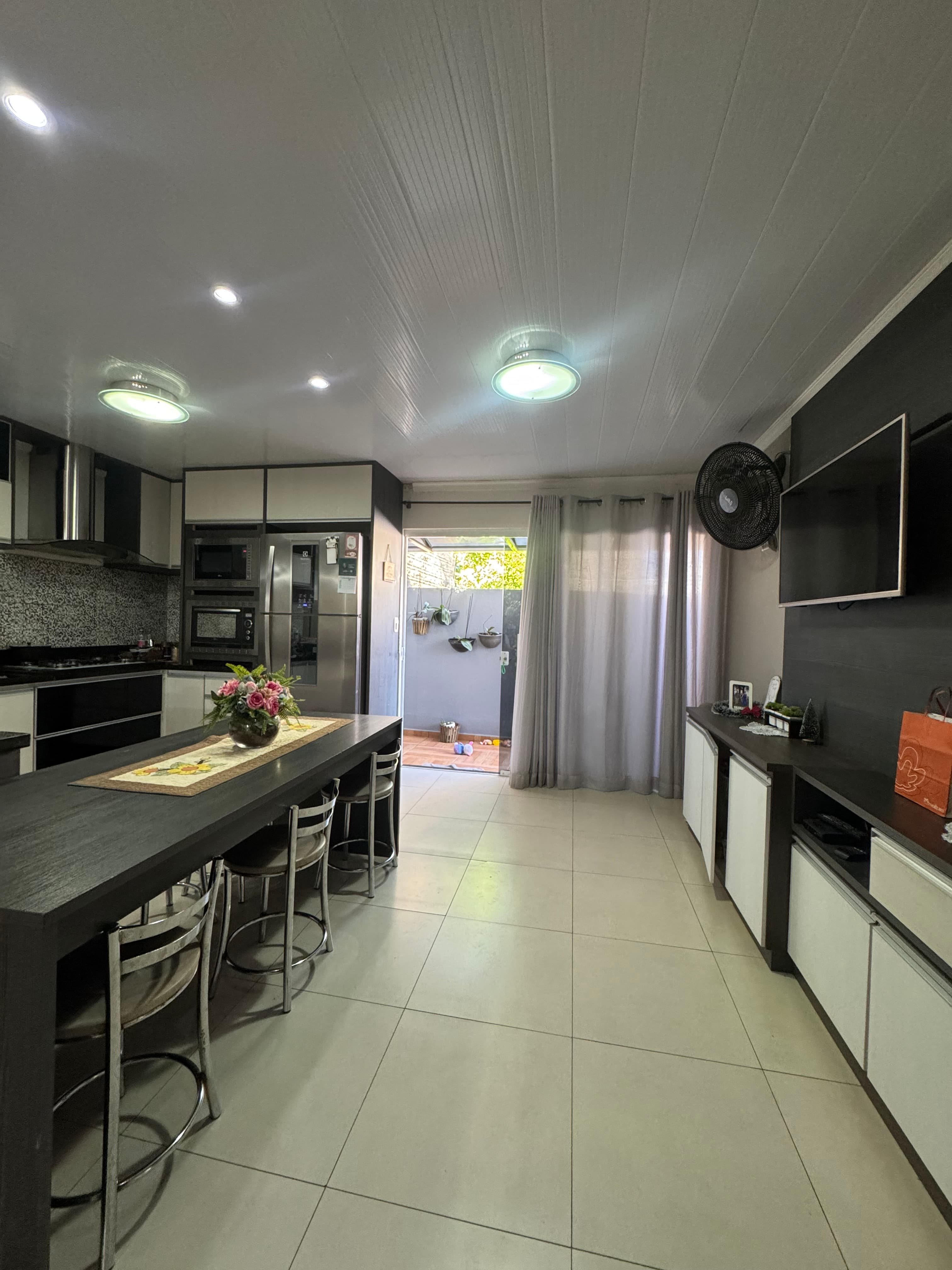 Casa de esquina em alvenaria